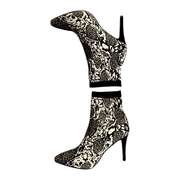 MIA McKinley Snake Print Sock Booties Sz 8.5 Stretch Knit Fabric Stiletto Heel - Picture 3 of 9
